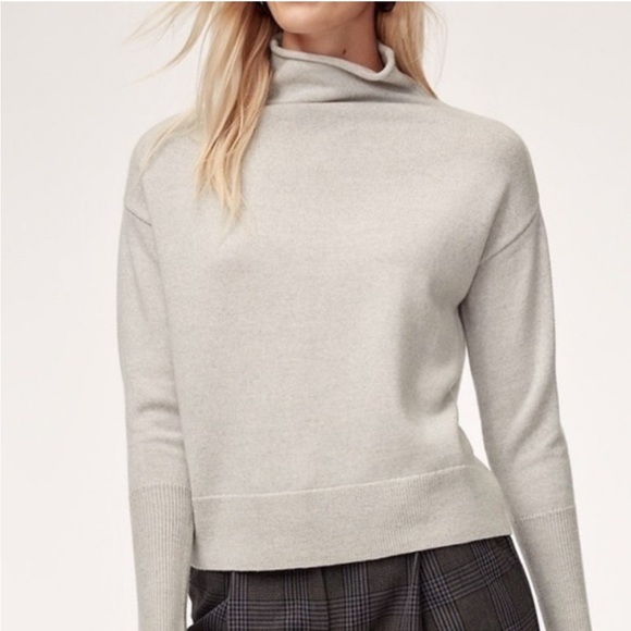 Aritzia Wilfred sweater - Picture 1 of 5